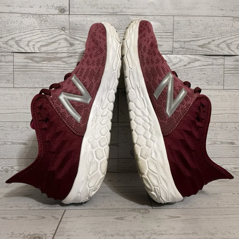 New Balance Beacon v2 Shoes Women Sz 10 Fresh Foam Burgundy Running Sneakers